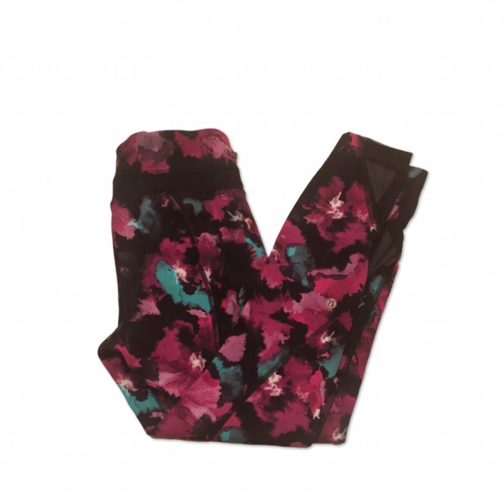 Lululemon Purple Printed Leggings with Mesh, Zippers, and Elastic Band